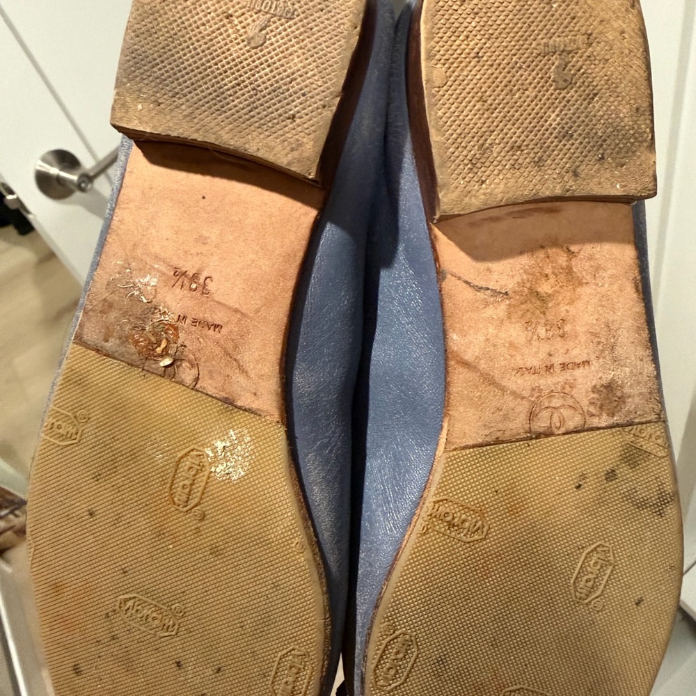 CHANEL Blue Leather Cap-Toe Bow Ballet Flats 38.5 - Picture 4 of 4